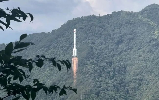 我國成功發射第(dì)五十六顆北鬥導(dao)航衛星